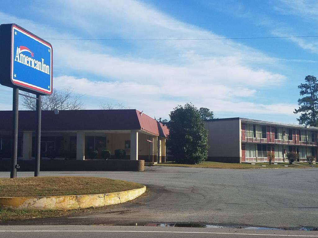 American Inn Skippers/Emporia Area Bagian luar foto